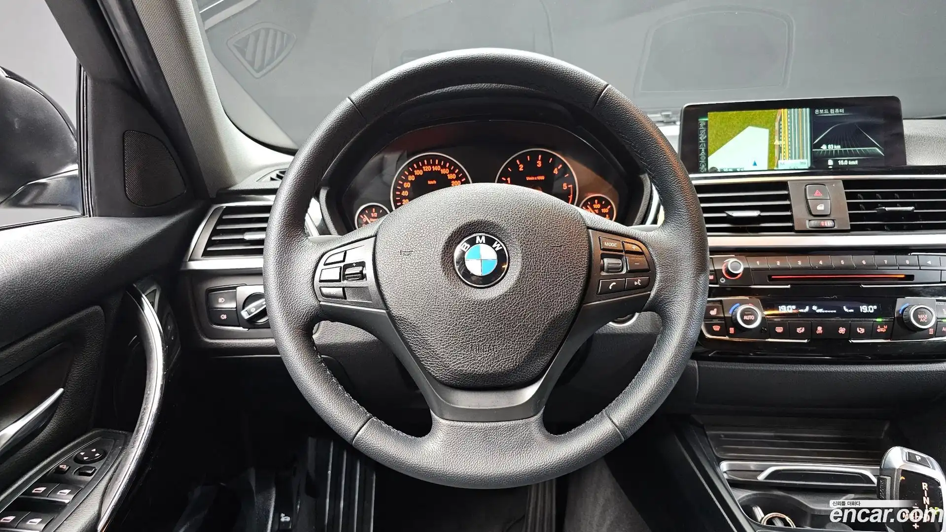 3-Series BMW 2016.4-OPTION-016