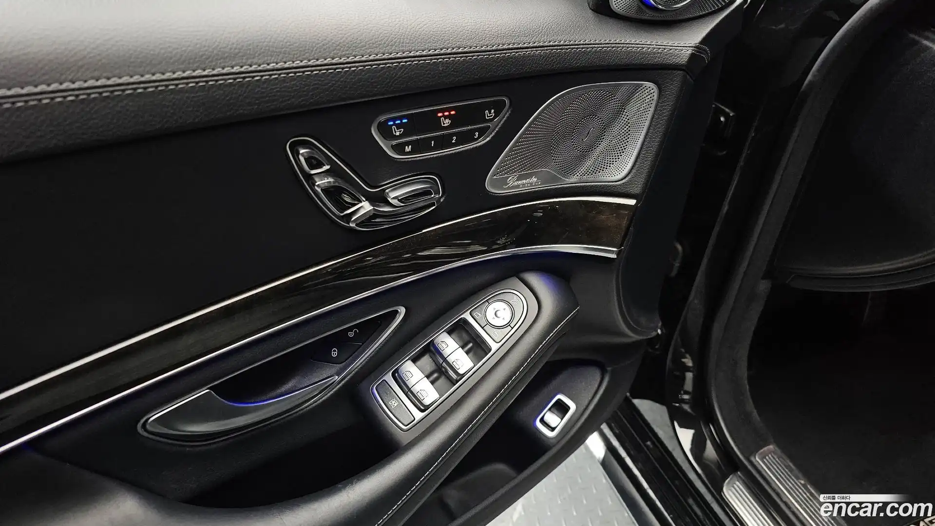 S-Class Mercedes-Benz 2016.2-OPTION-040