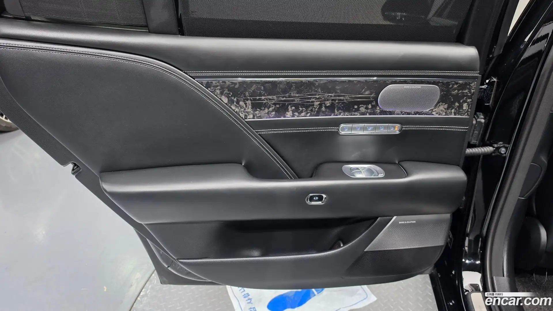 G90 Genesis 2022.2-INNER-035