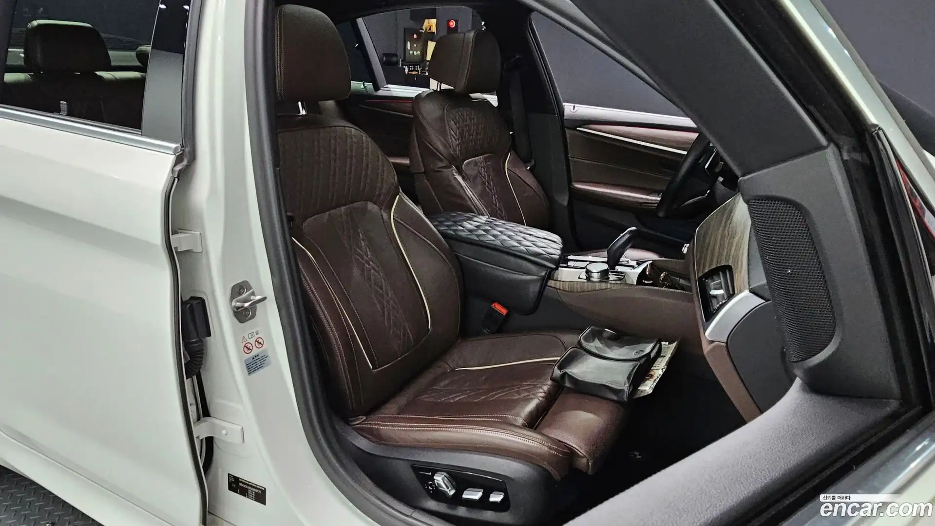 5-Series BMW 2017.9-INNER-010