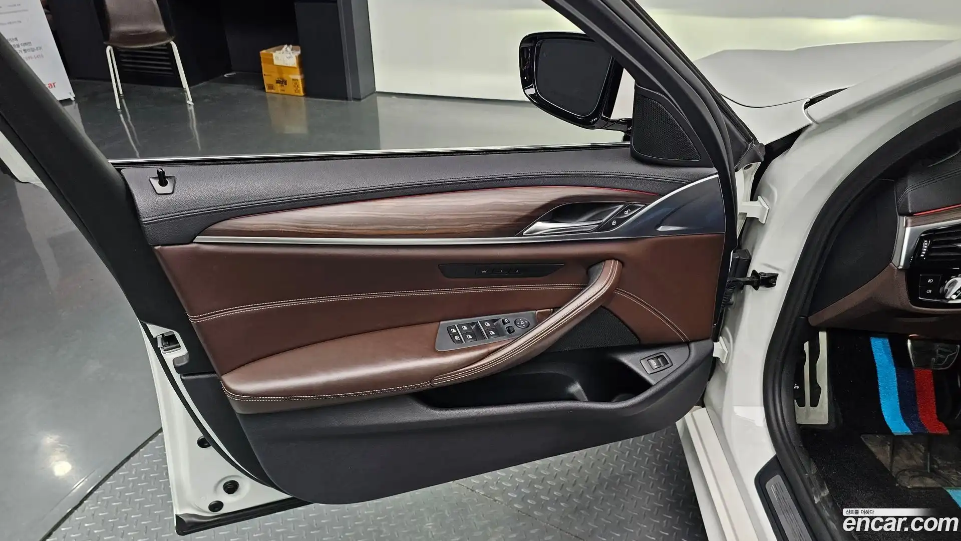 5-Series BMW 2017.9-INNER-034