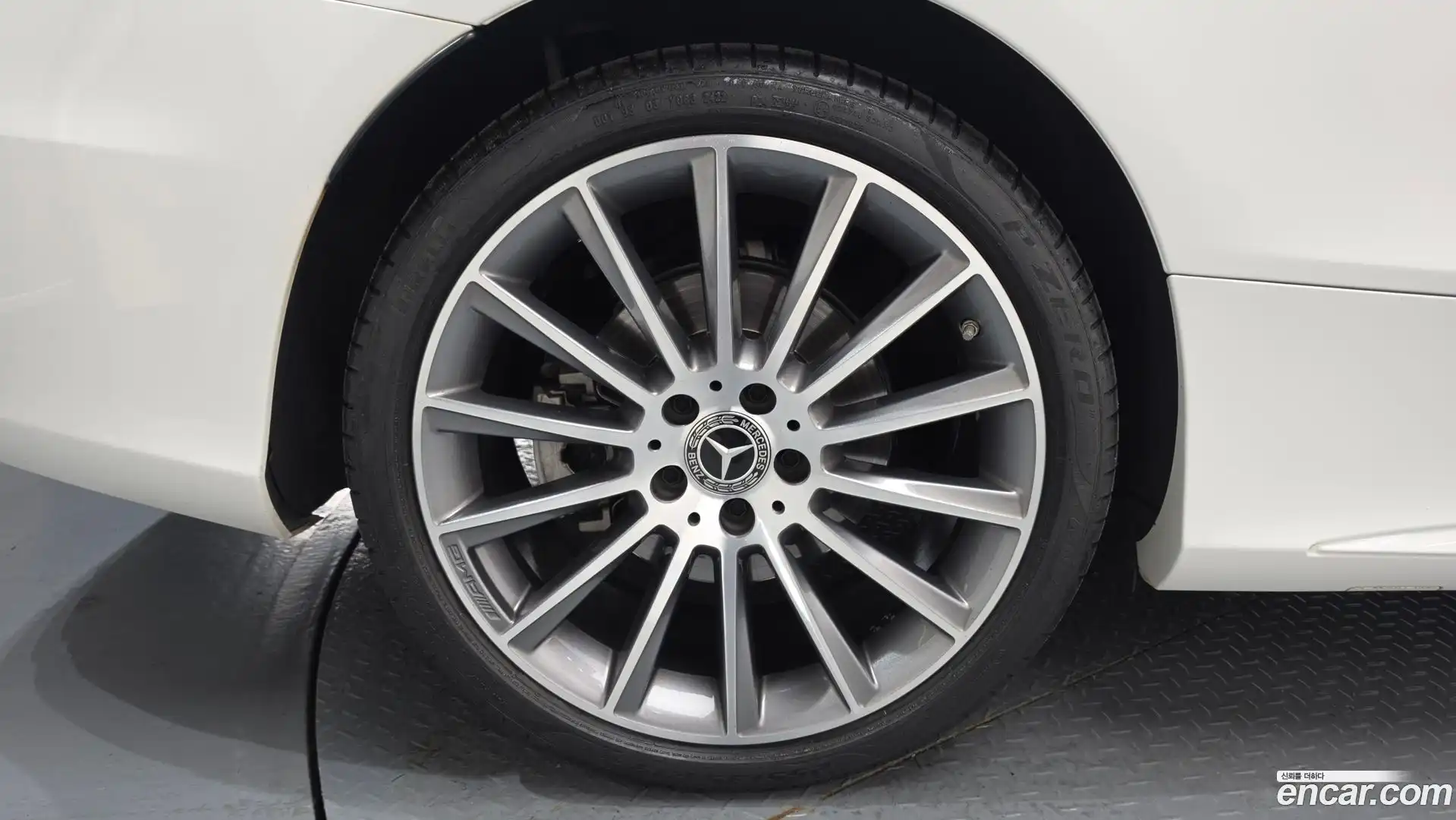 C-Class Mercedes-Benz 2022.8-OUTER-005