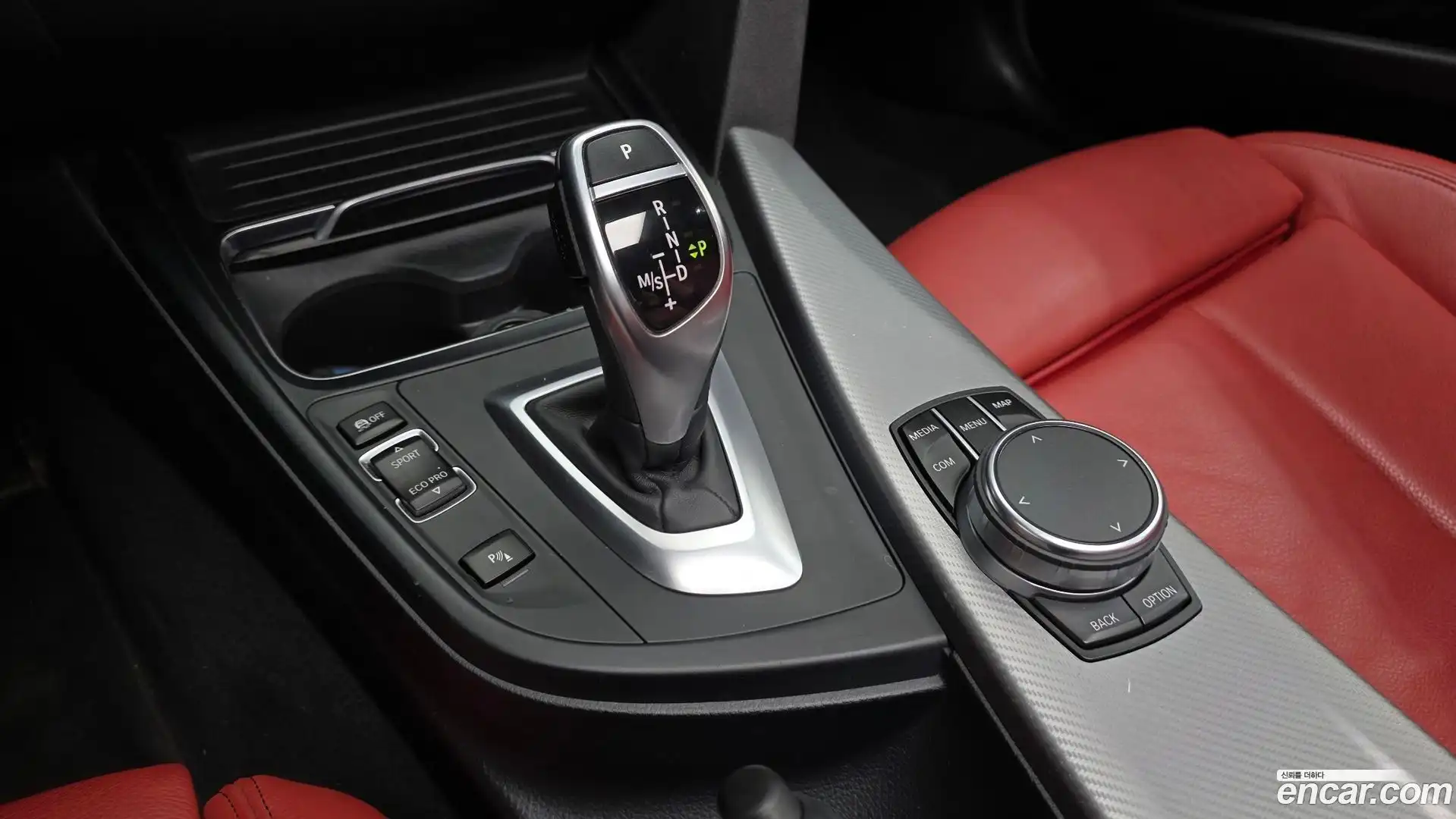 3-Series BMW 2018.1-INNER-009