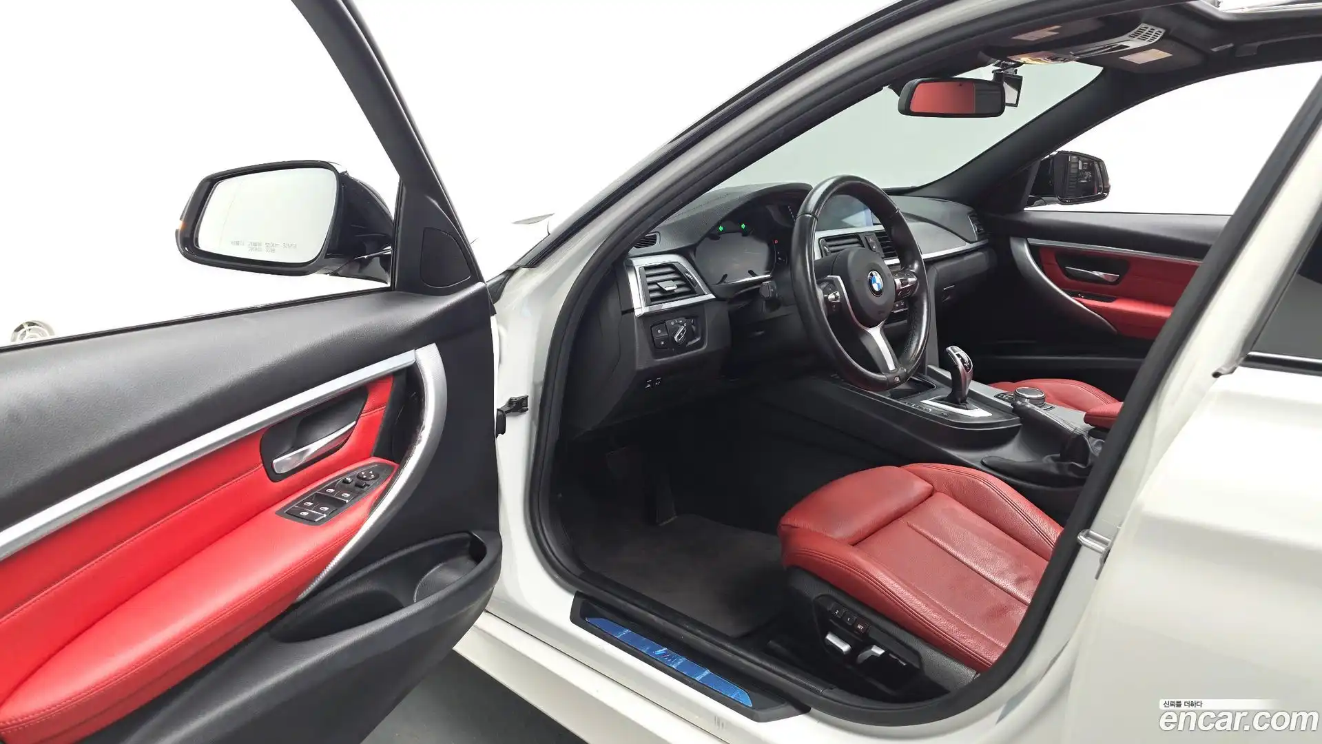 3-Series BMW 2018.1-INNER-010