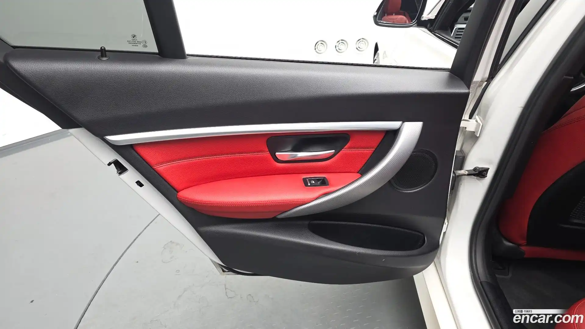 3-Series BMW 2018.1-INNER-034