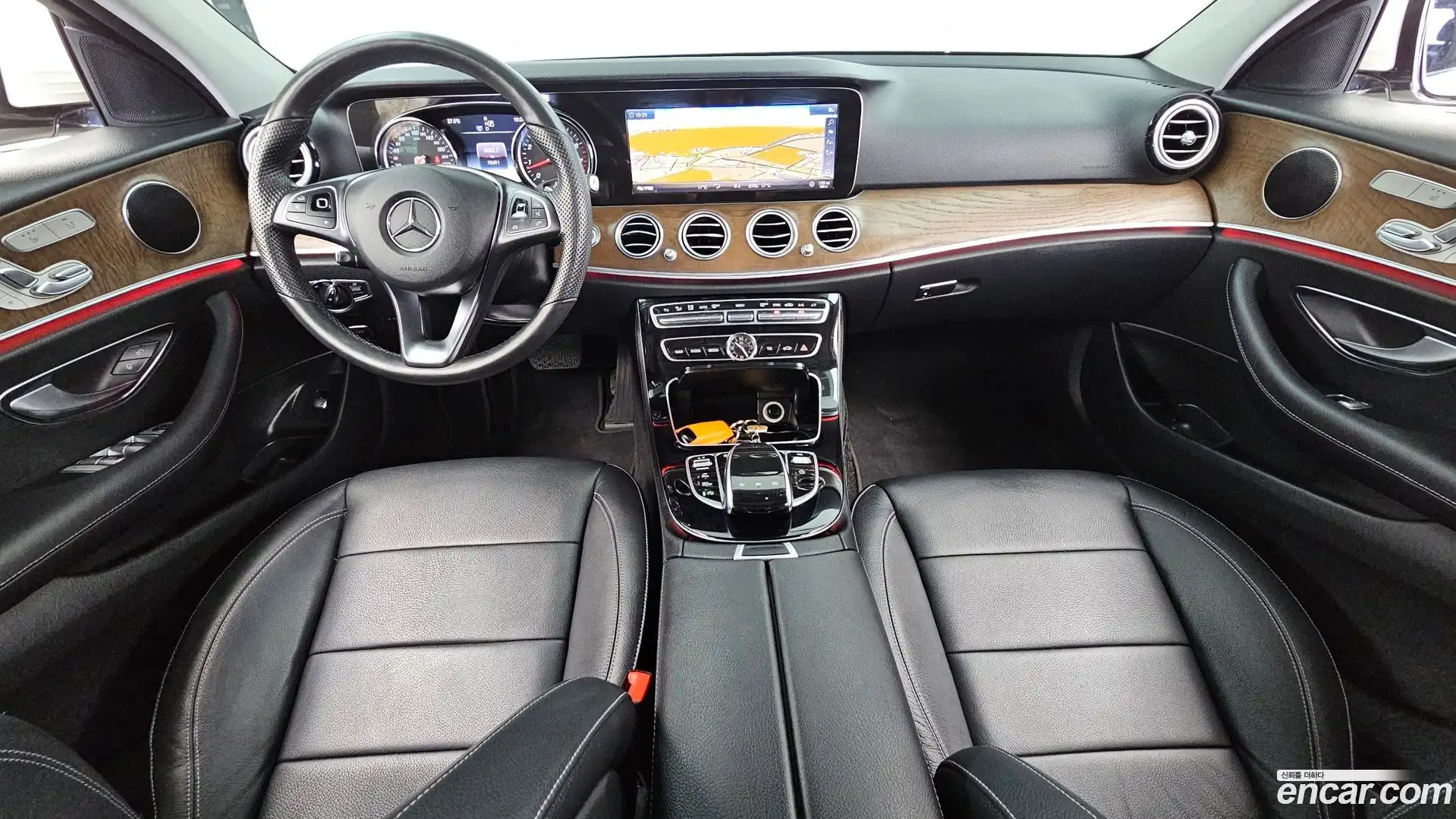 E-Class Mercedes-Benz 2017.11-INNER-007