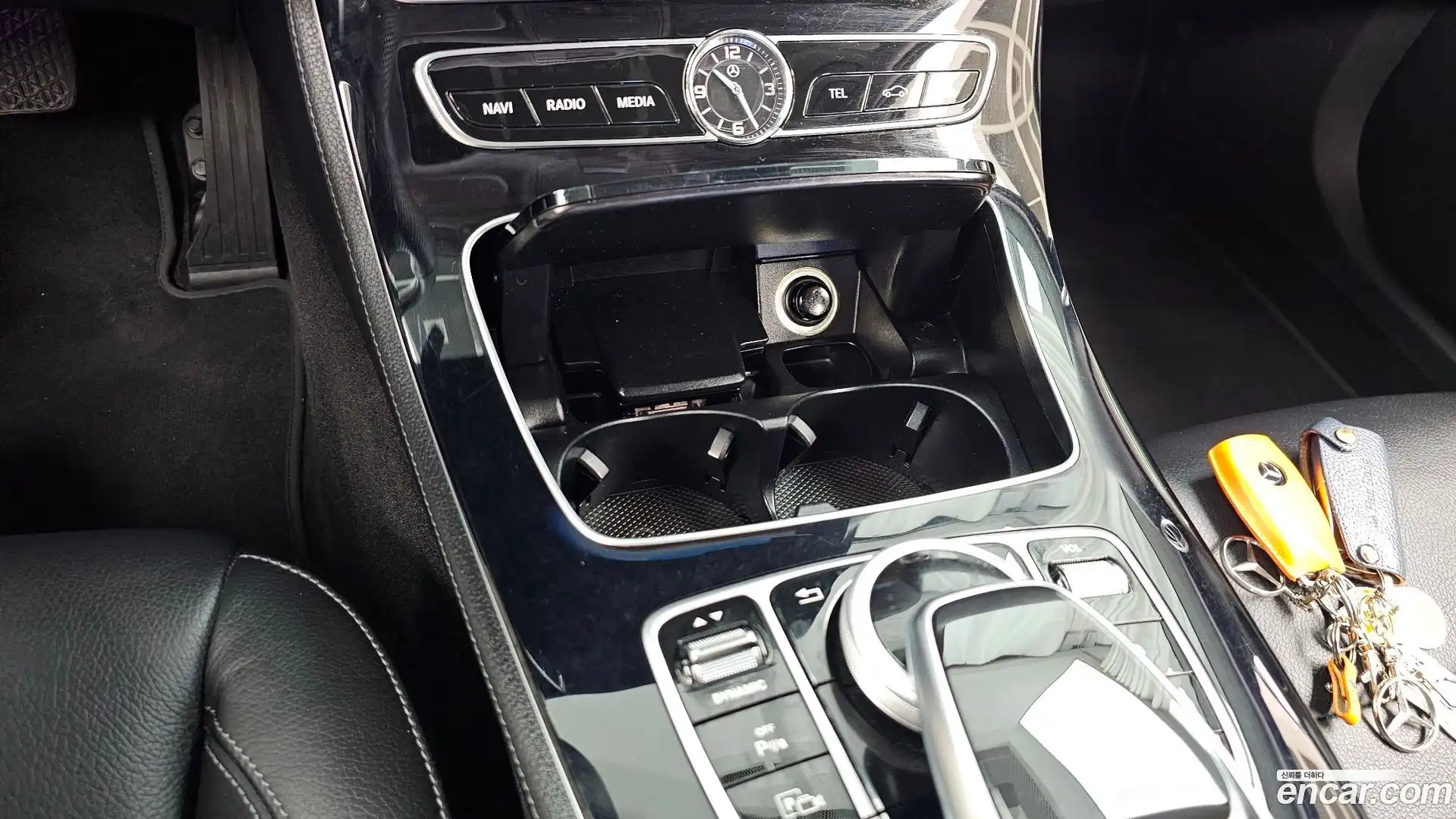 E-Class Mercedes-Benz 2017.11-OPTION-043