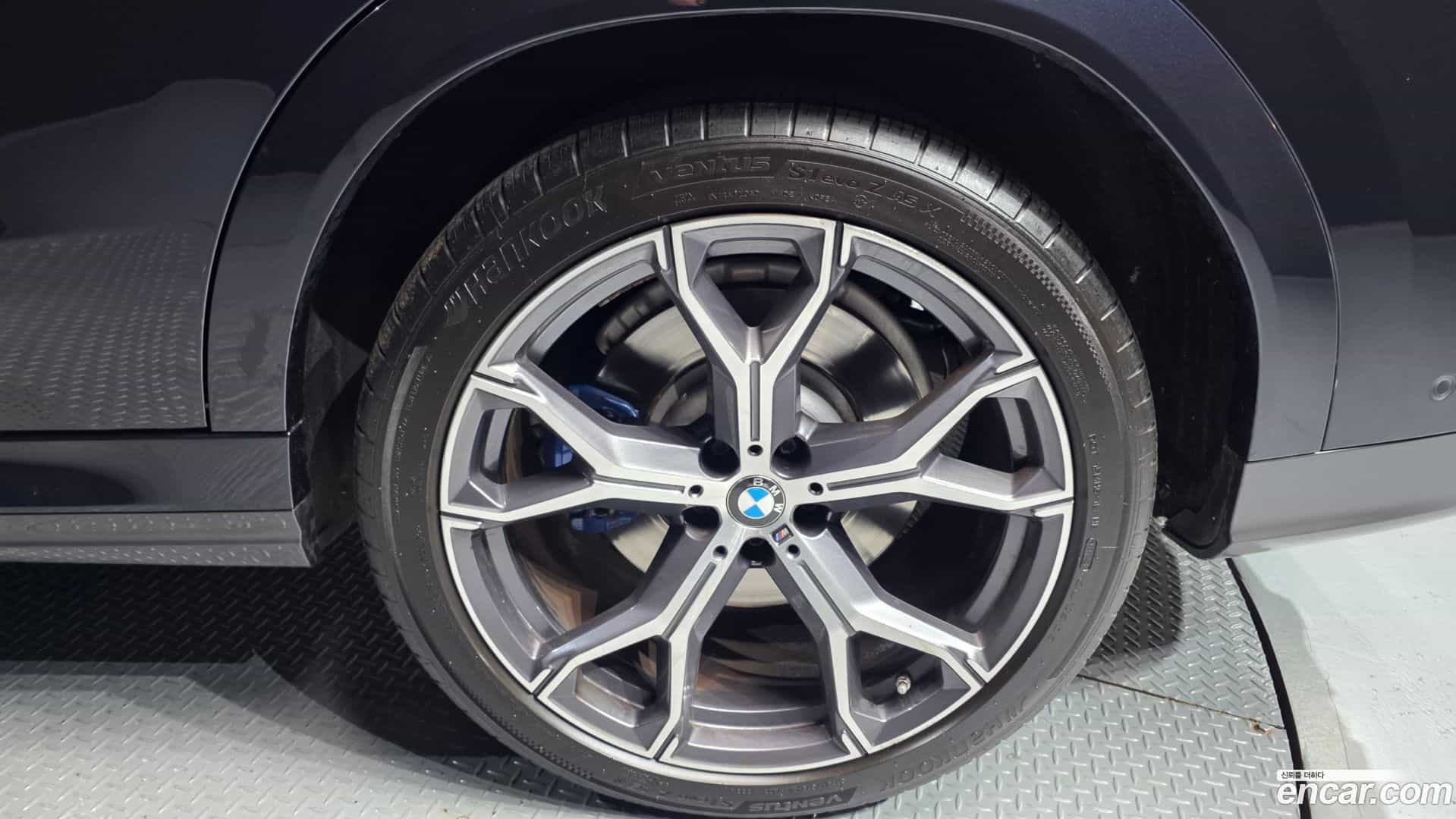 X6 BMW 2021.1-OUTER-031