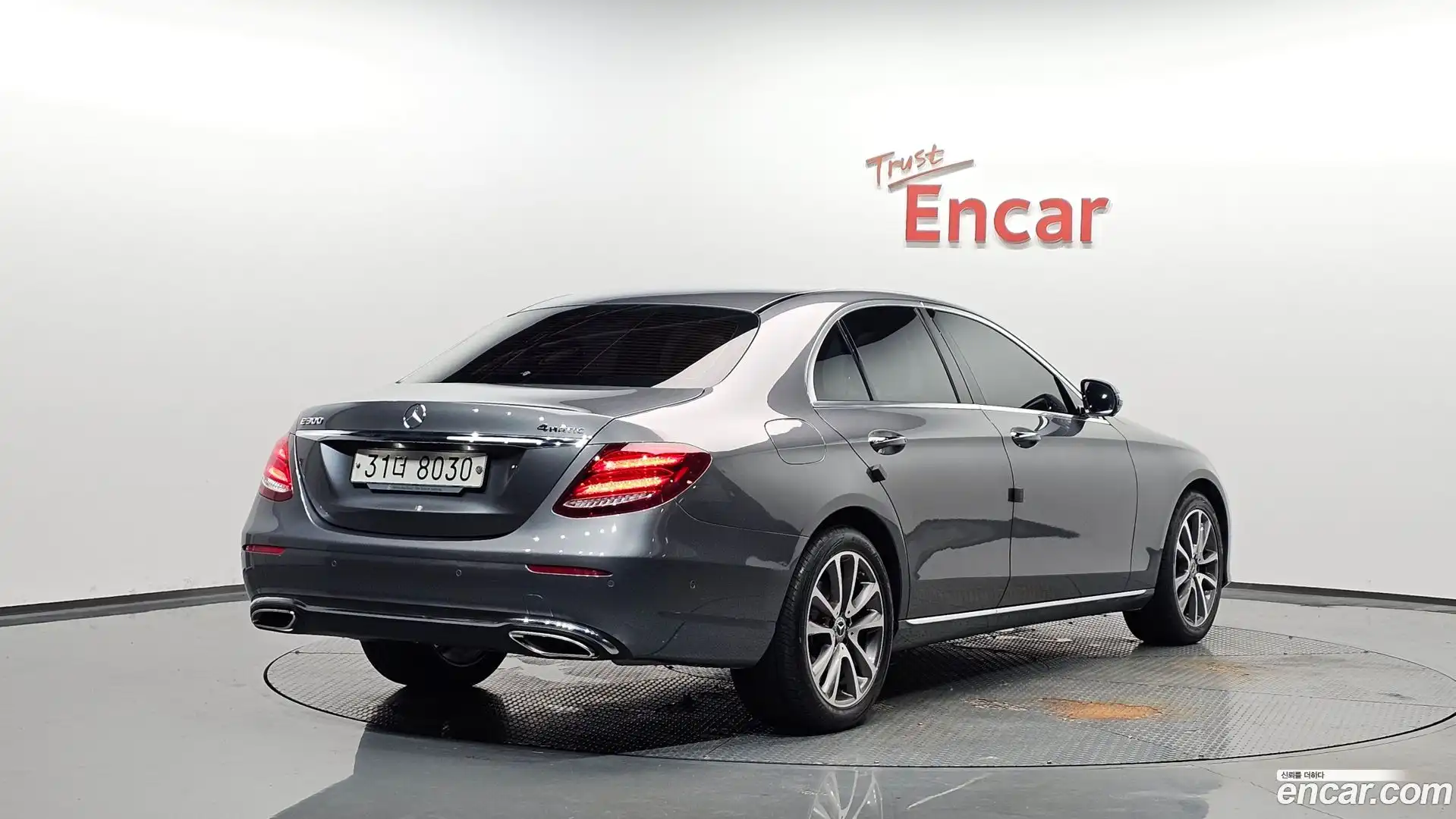 E-Class Mercedes-Benz 2019.4-OUTER-002