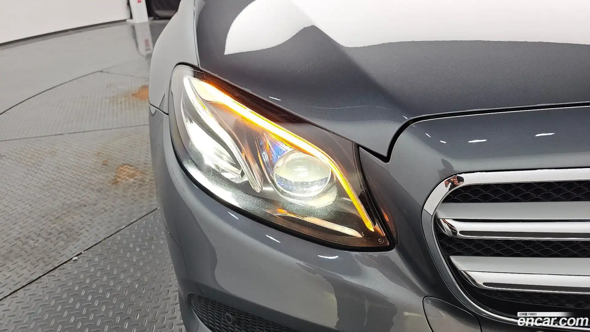 E-Class Mercedes-Benz 2019.4-OUTER-032