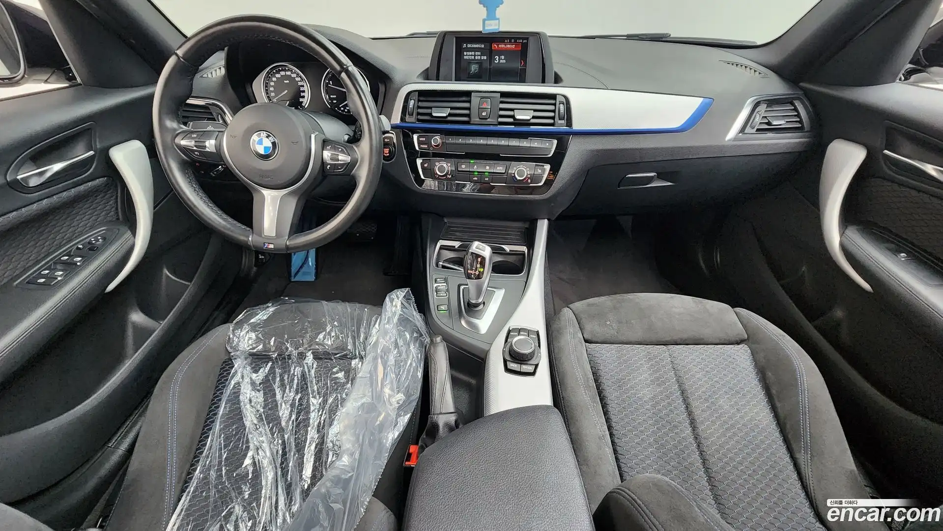 1-Series BMW 2018.6-INNER-007