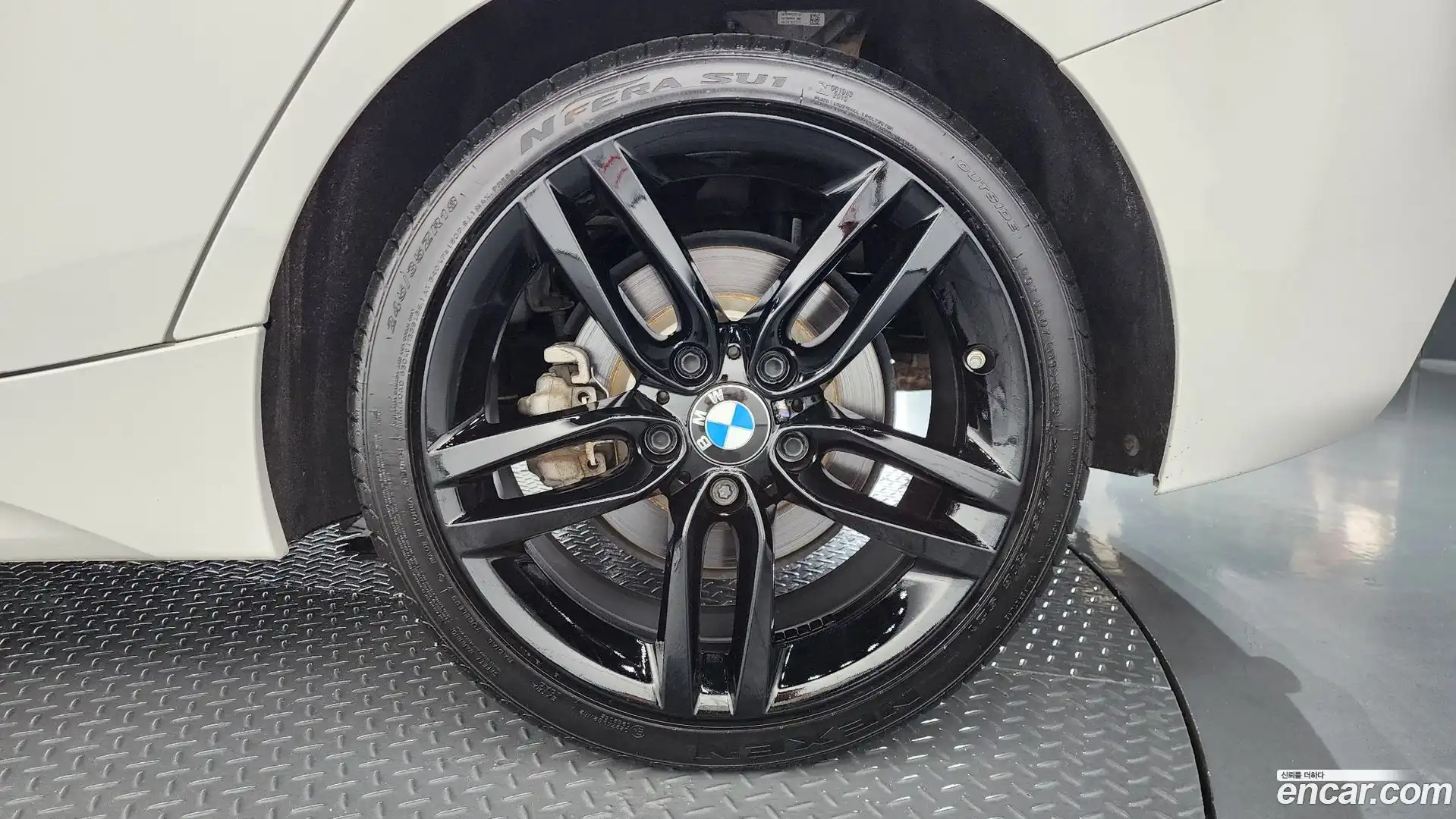 1-Series BMW 2018.6-OUTER-031