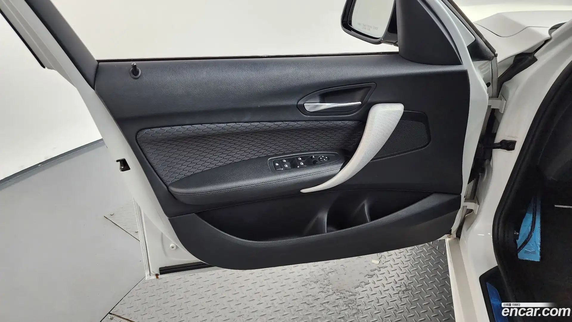 1-Series BMW 2018.6-INNER-034