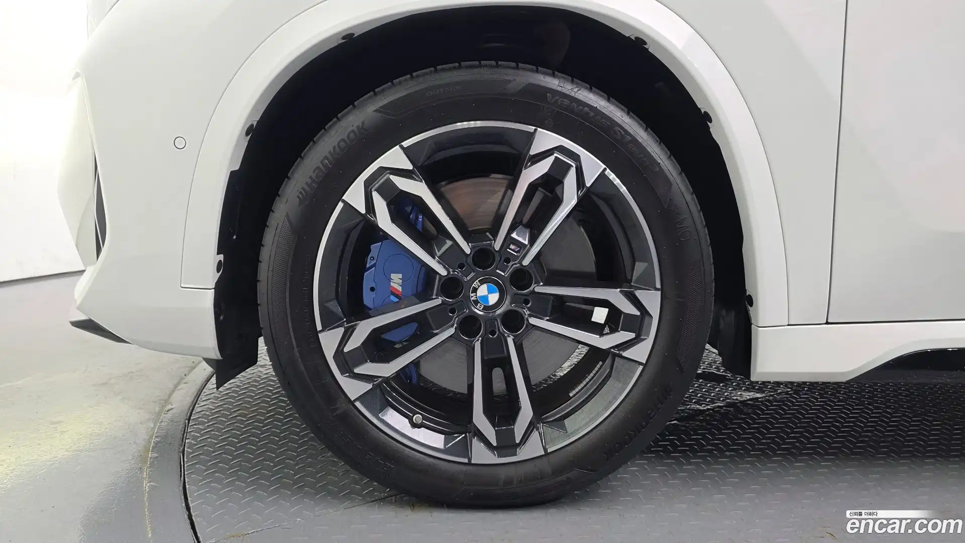X1 BMW 2025.4-OUTER-005
