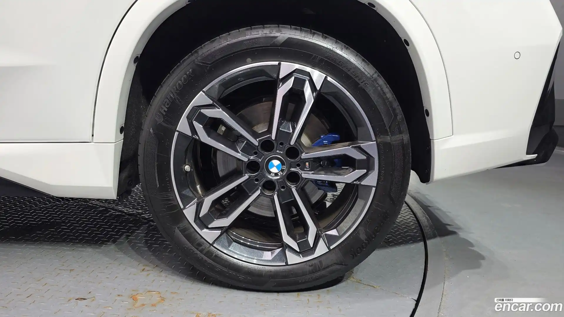 X1 BMW 2025.4-OUTER-031