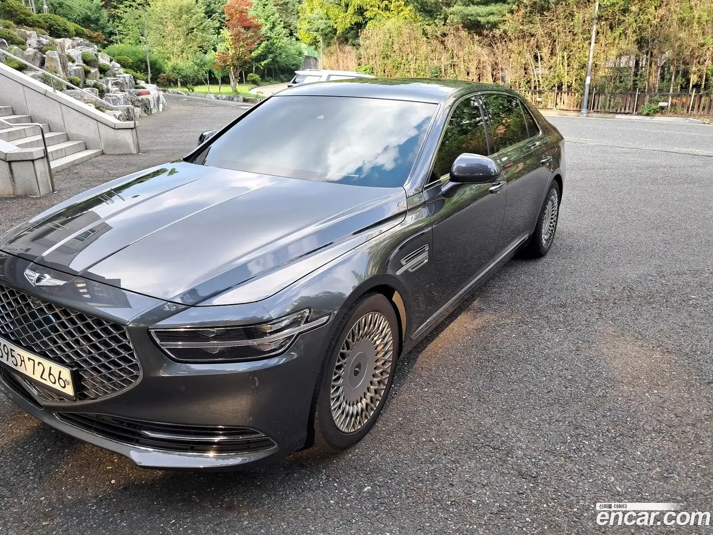 G90 Genesis 2019.2-OUTER-001