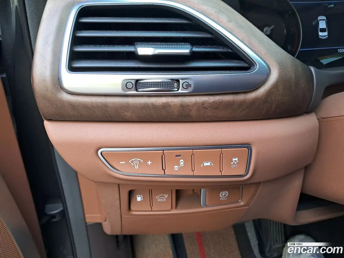 G90 Genesis 2019.2-OPTION-016