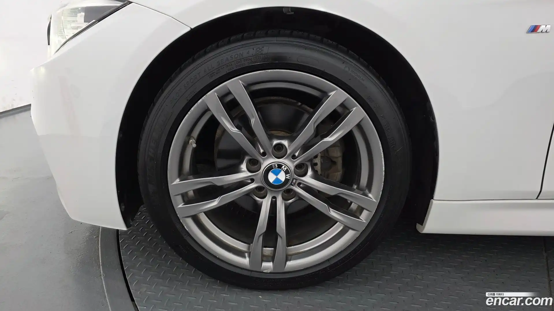 3-Series BMW 2017.4-OUTER-005