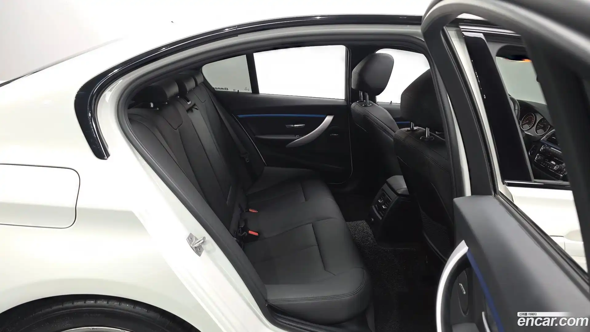 3-Series BMW 2017.4-OPTION-016