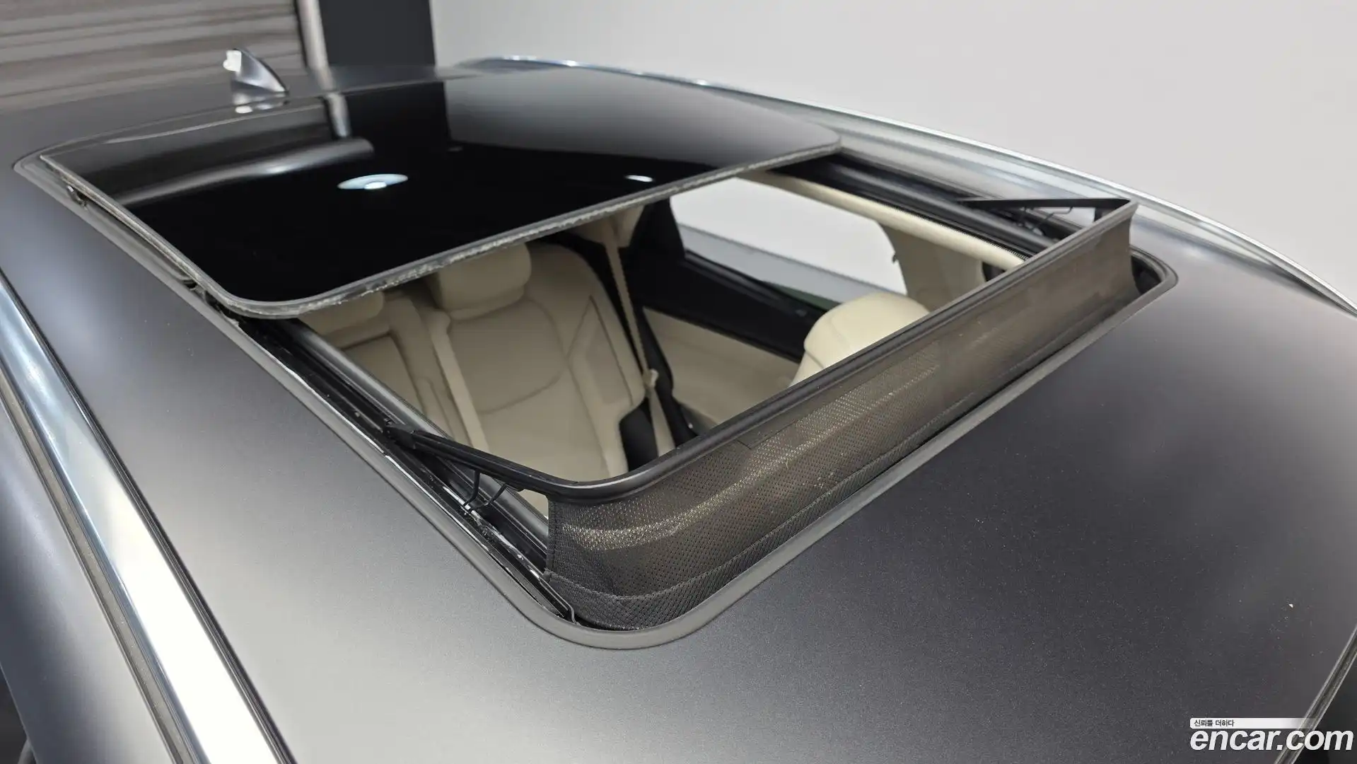 GV70 Genesis 2022.0-OPTION-023