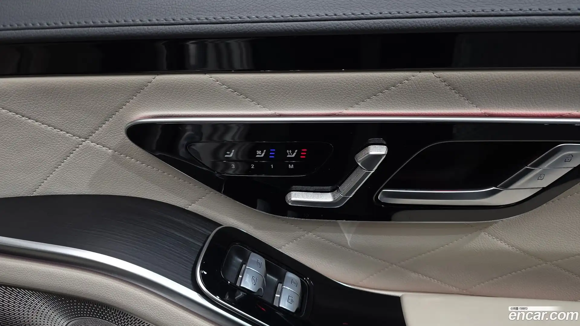 S-Class Mercedes-Benz 2022.7-OPTION-022