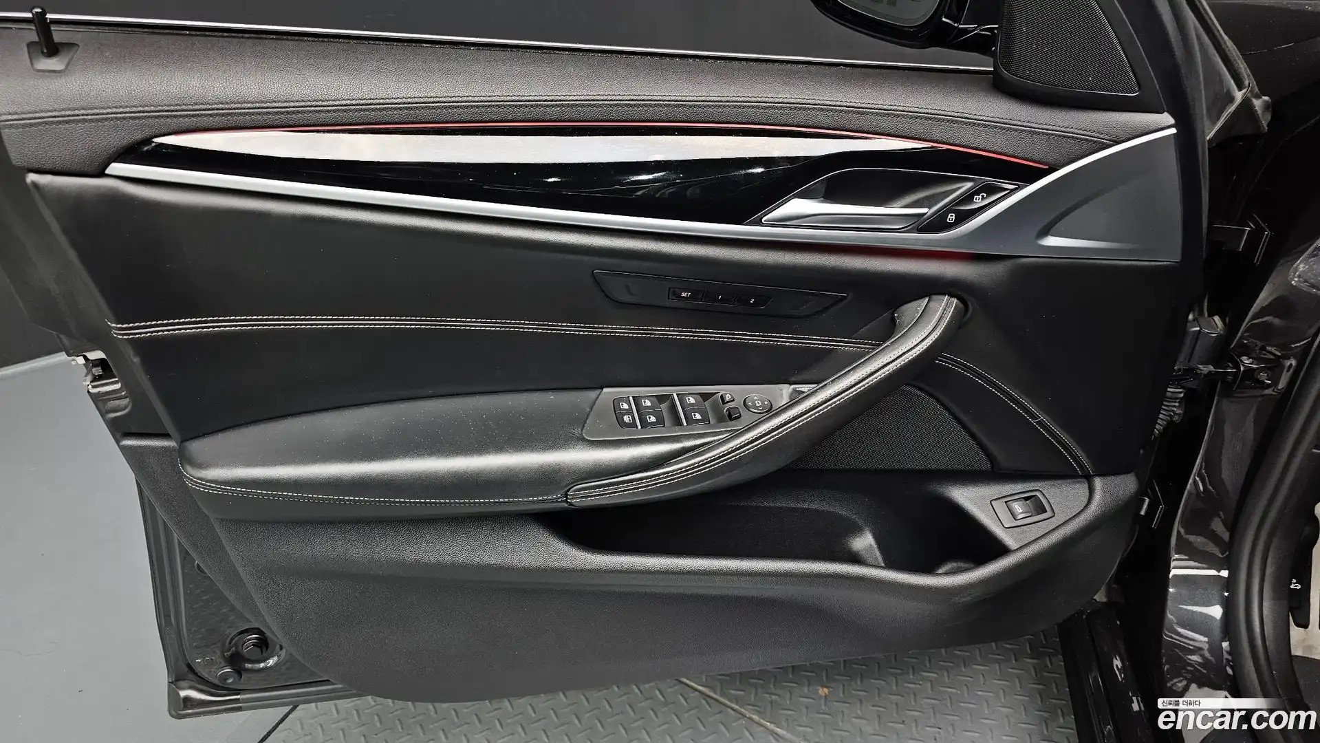 5-Series BMW 2018.4-INNER-034