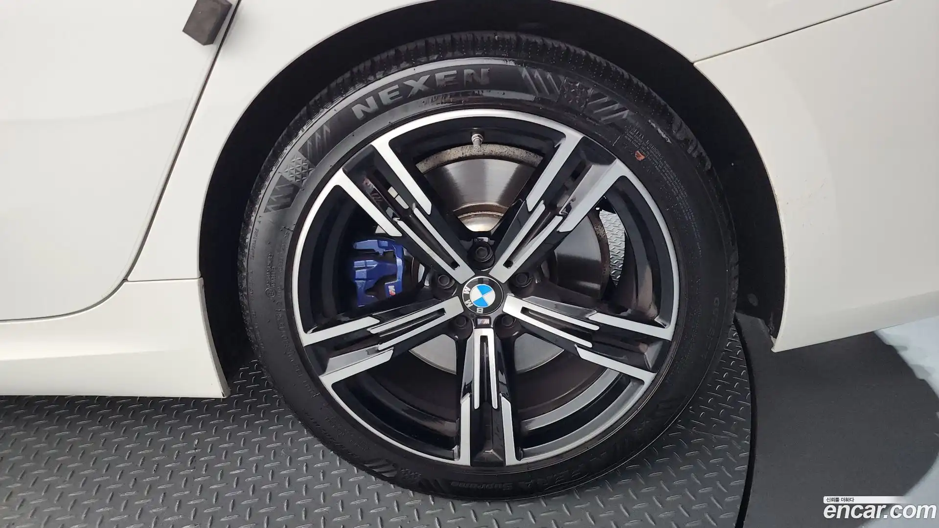 3-Series BMW 2023.10-OUTER-031
