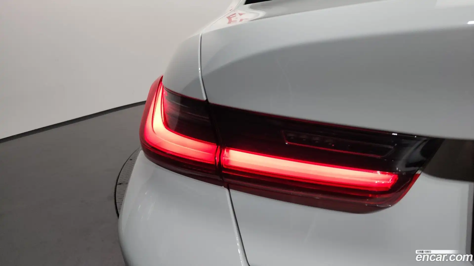 3-Series BMW 2023.10-OUTER-033