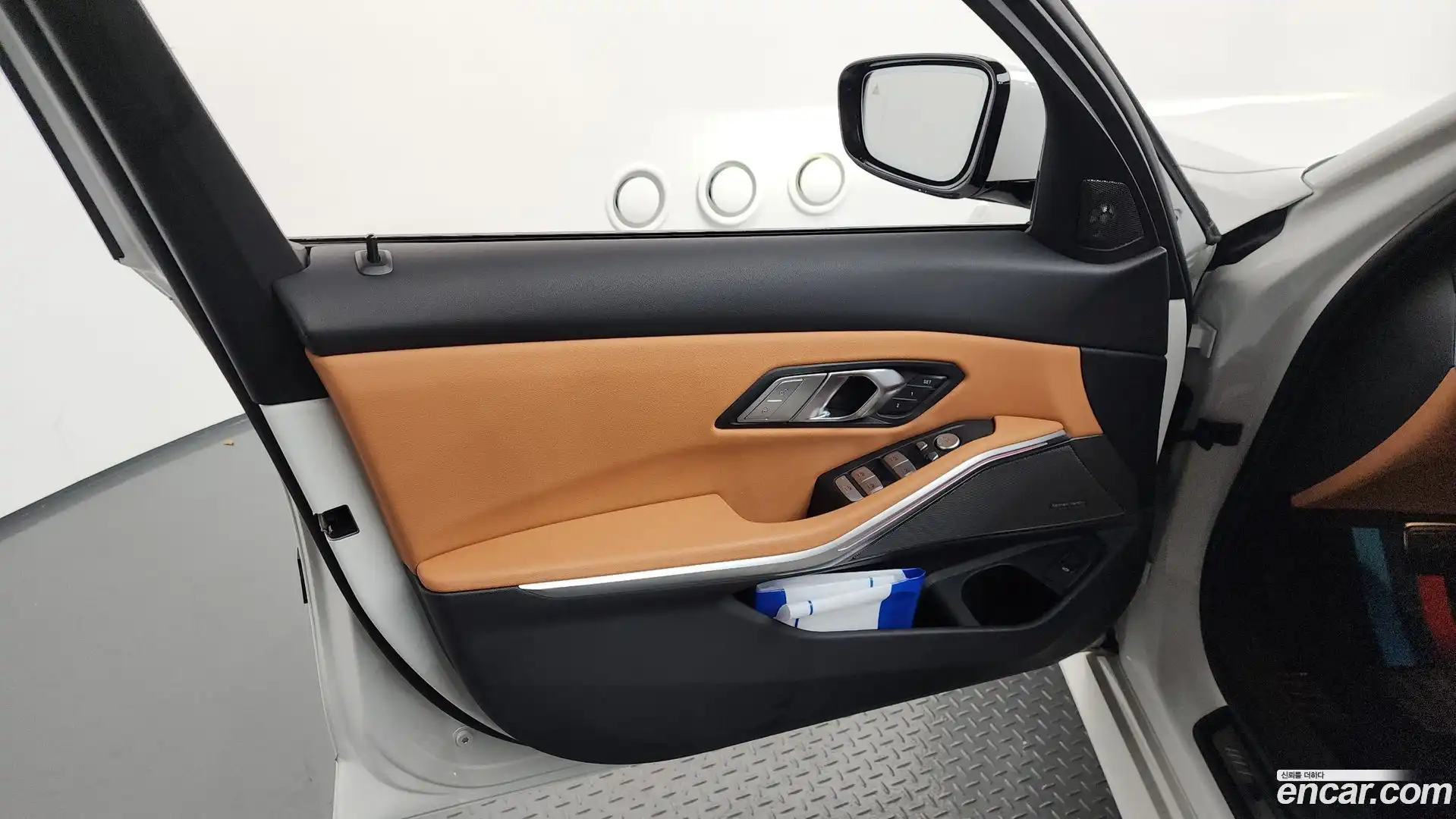3-Series BMW 2023.10-INNER-034