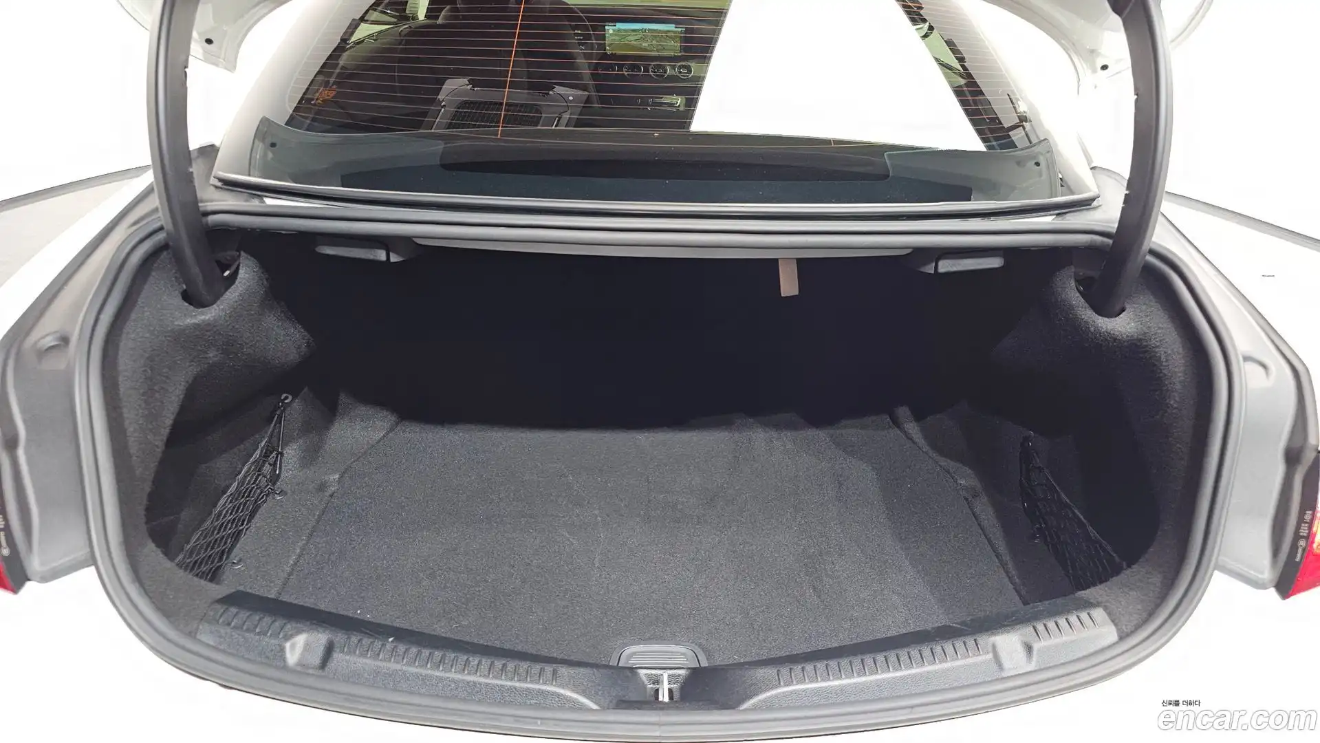 E-Class Mercedes-Benz 2017.9-OPTION-022