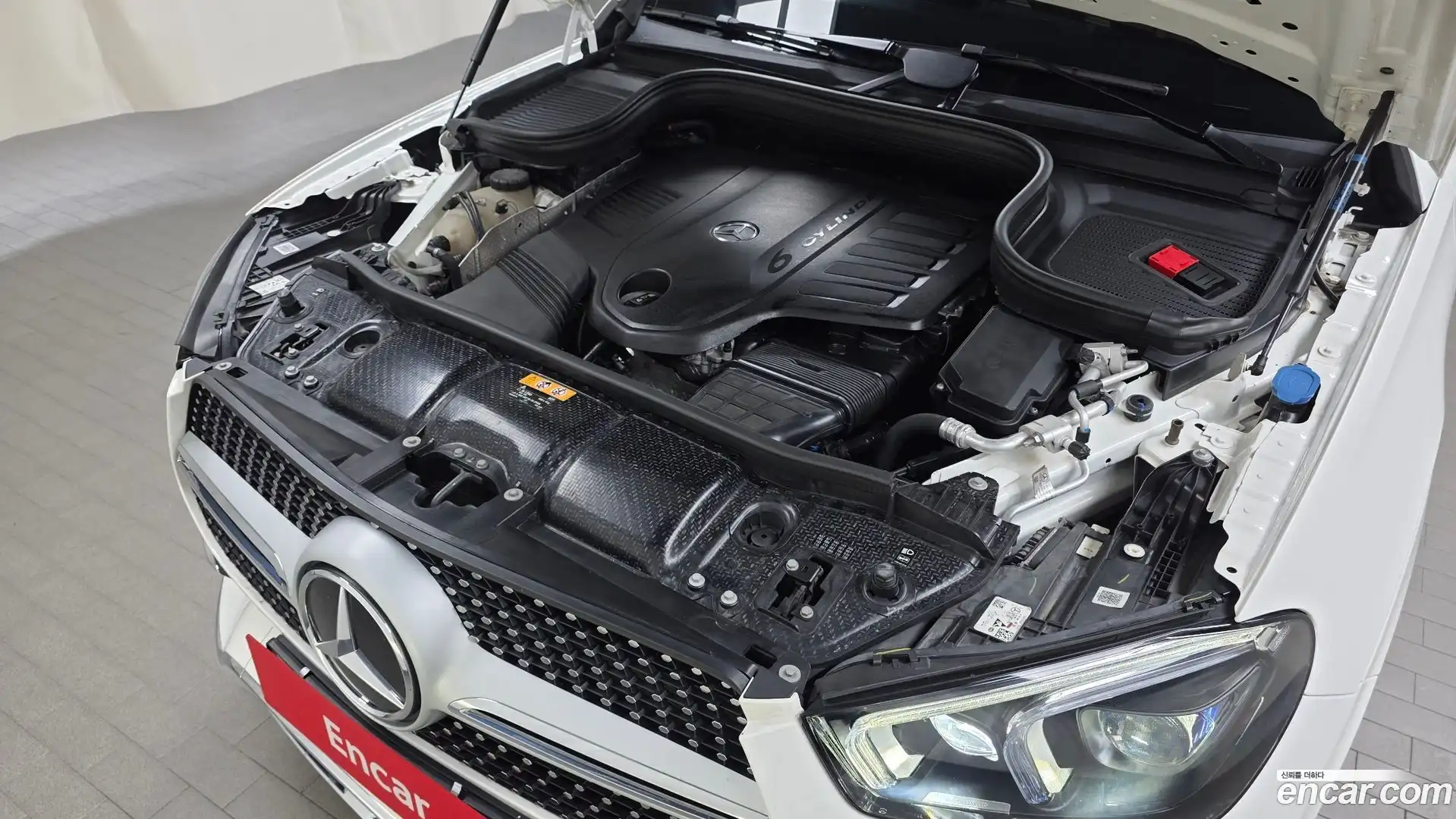 GLE-Class Mercedes-Benz 2019.10-OUTER-006