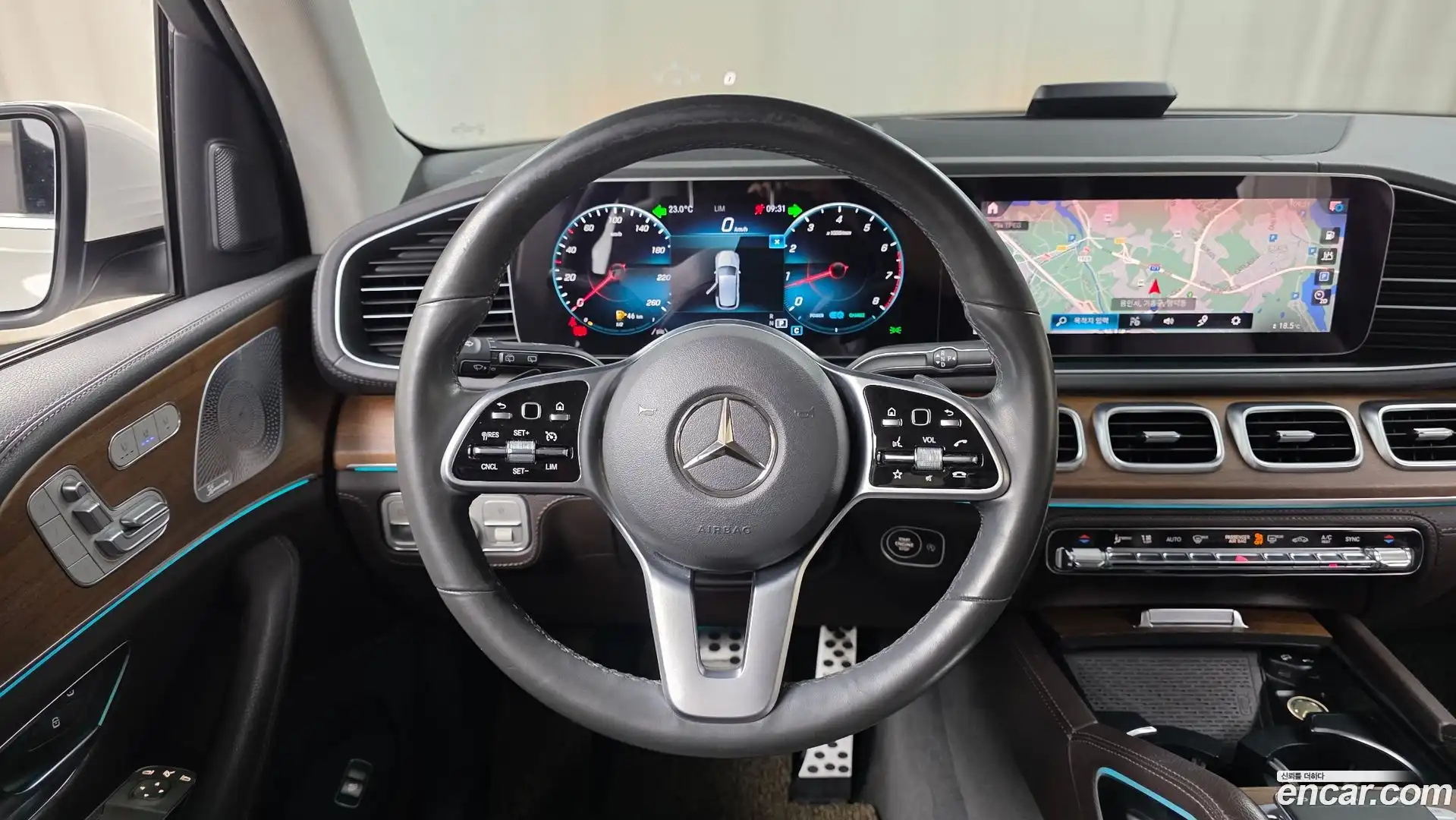 GLE-Class Mercedes-Benz 2019.10-OPTION-018