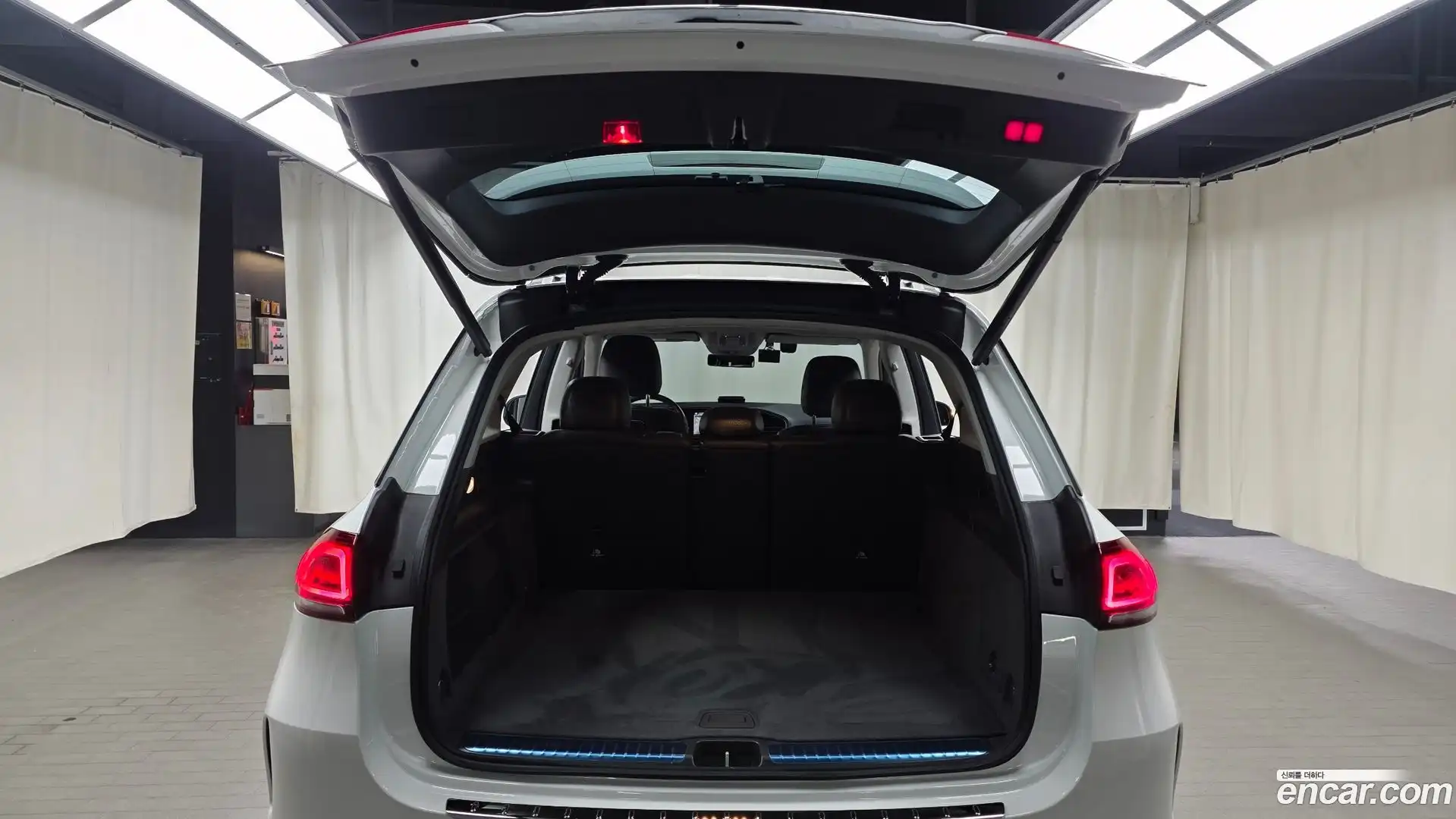 GLE-Class Mercedes-Benz 2019.10-OPTION-020