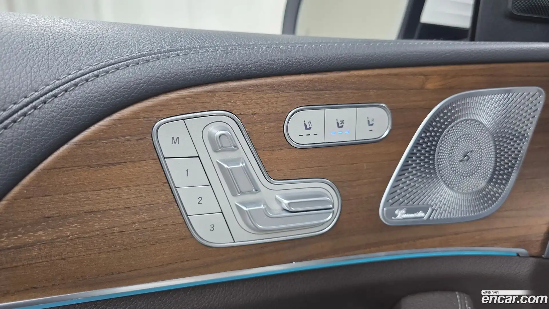 GLE-Class Mercedes-Benz 2019.10-OPTION-042