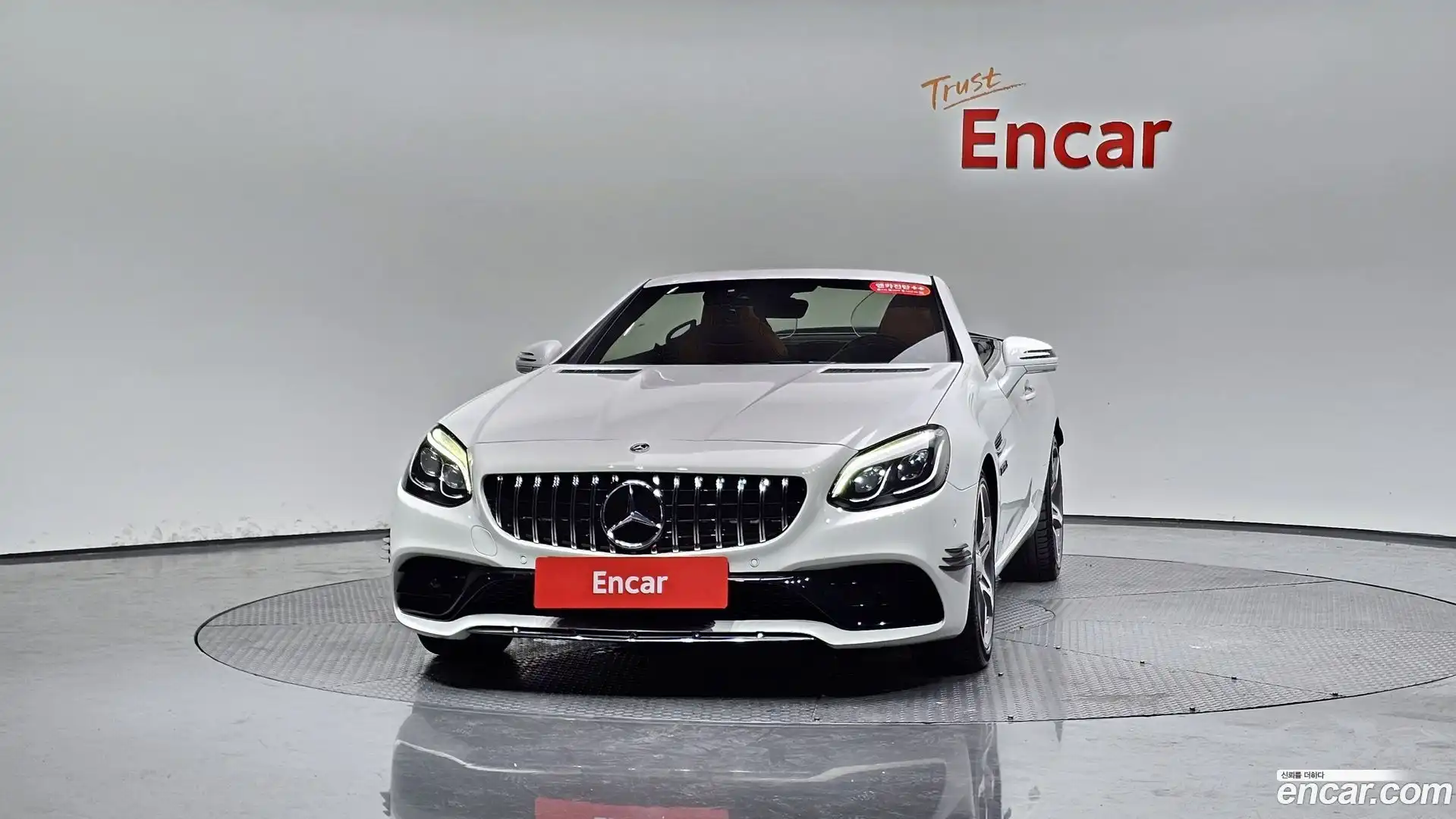SLC-Class Mercedes-Benz 2019.8-OUTER-003