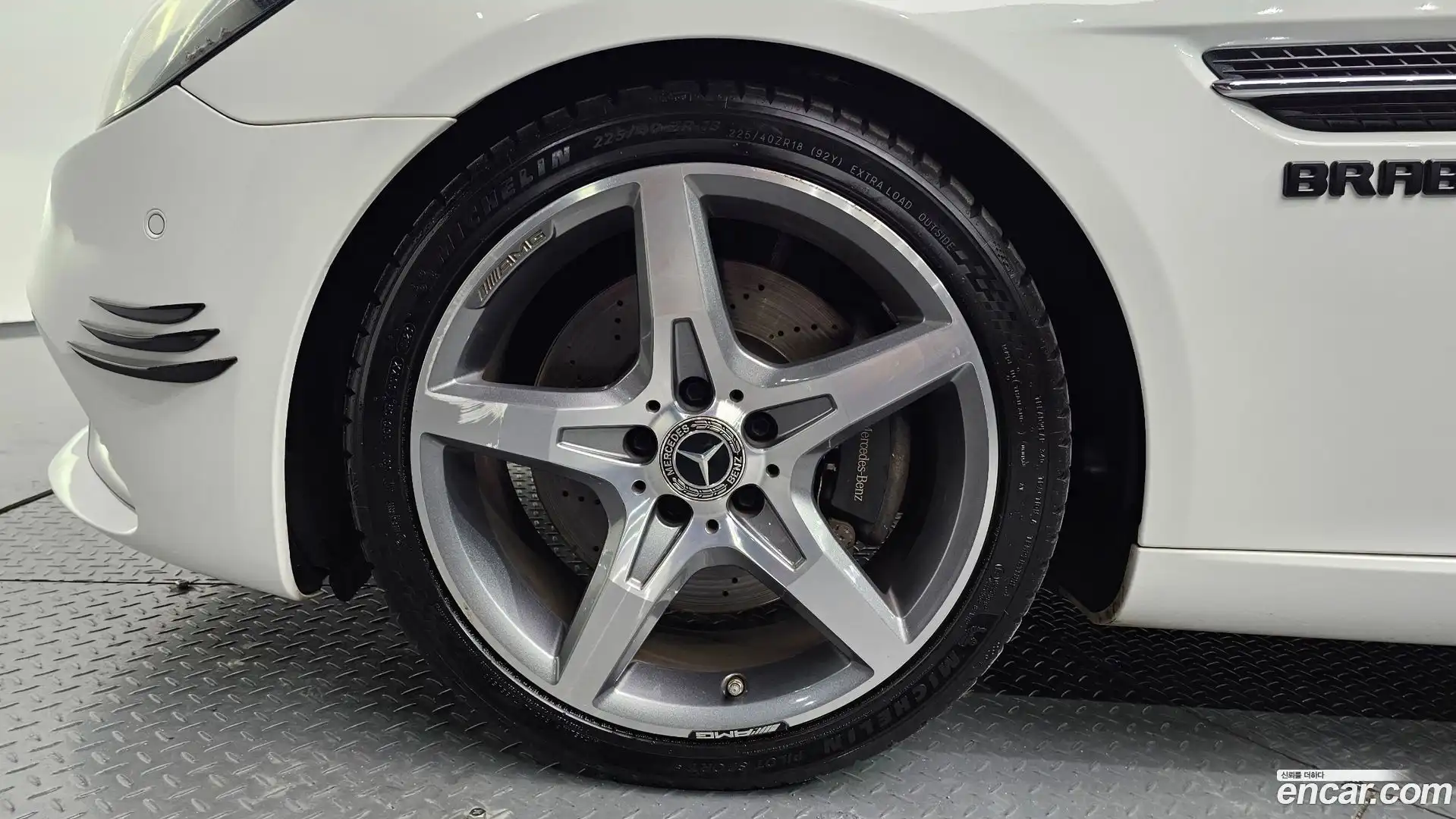 SLC-Class Mercedes-Benz 2019.8-OUTER-005