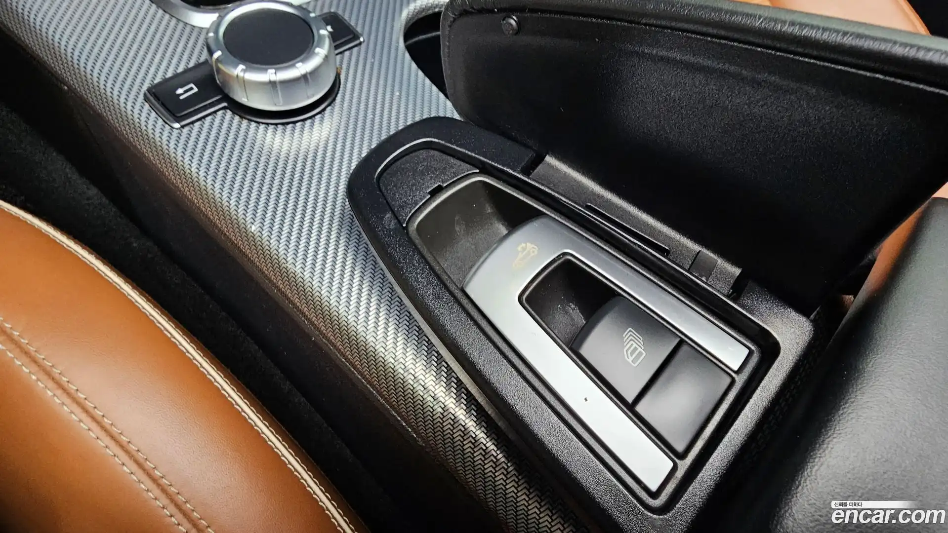 SLC-Class Mercedes-Benz 2019.8-OPTION-020