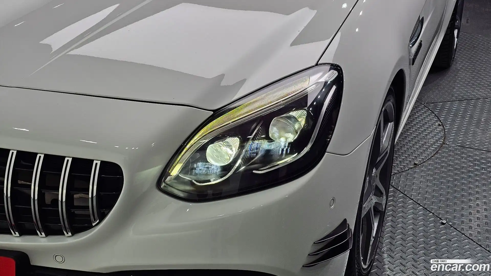 SLC-Class Mercedes-Benz 2019.8-OUTER-032