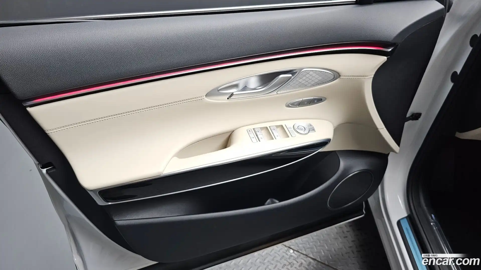GV70 Genesis 2025.9-INNER-034