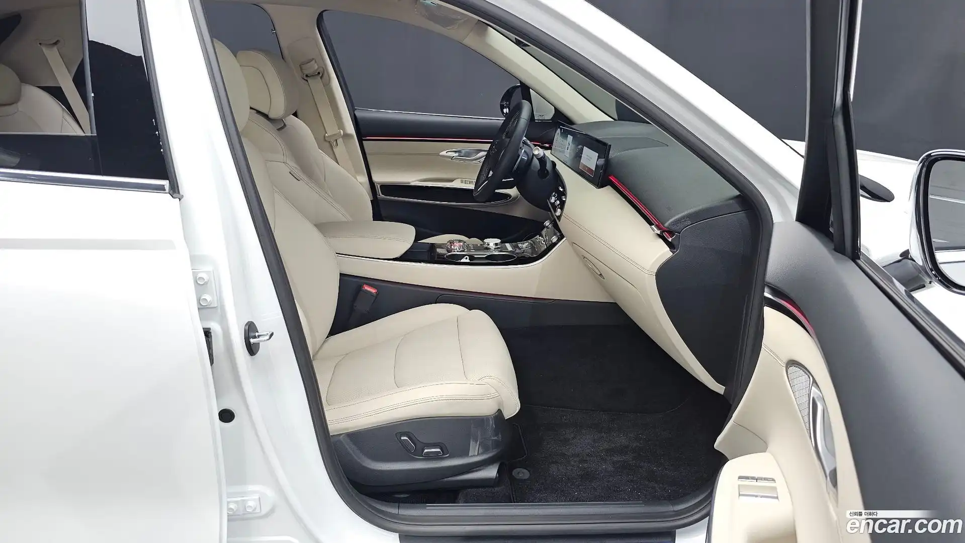 GV70 Genesis 2025.9-INNER-036