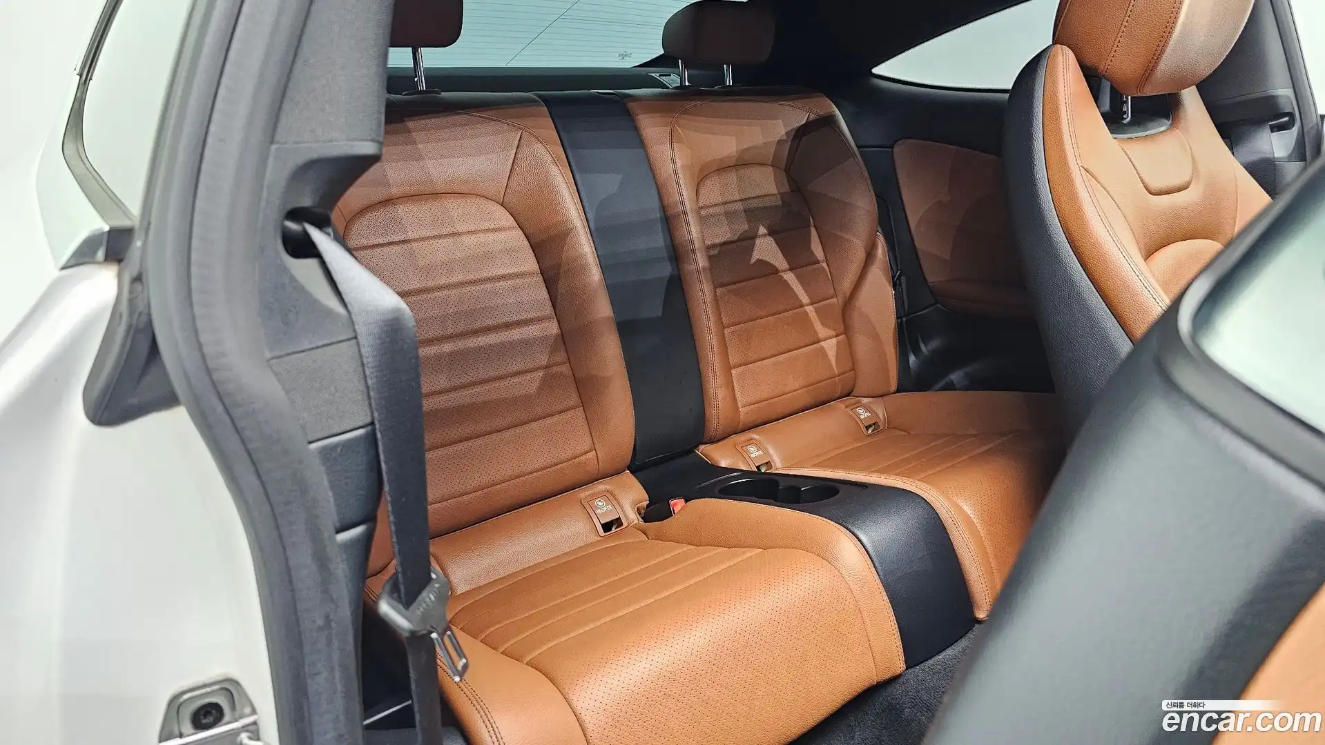 C-Class Mercedes-Benz 2018.3-OPTION-015
