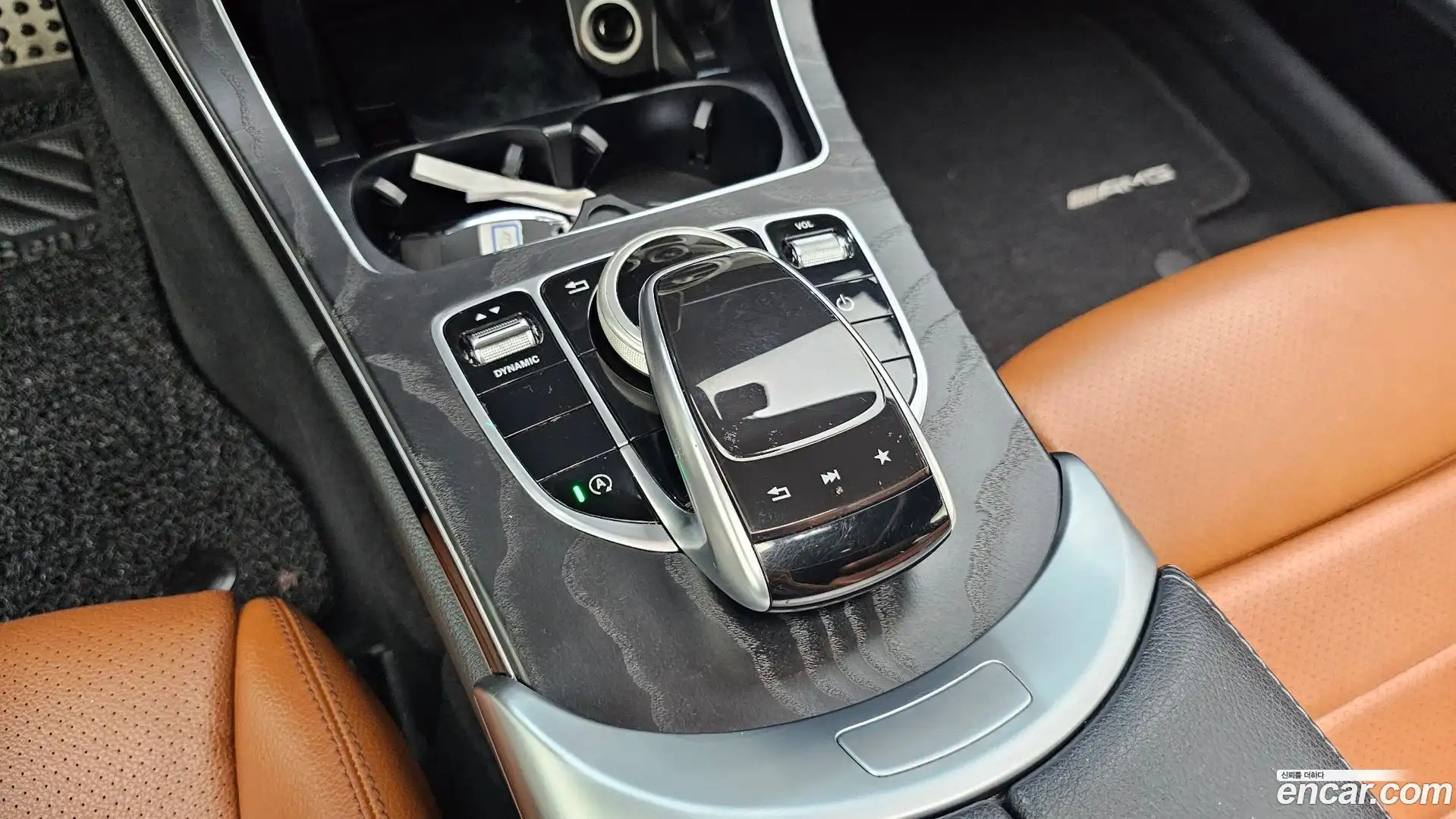 C-Class Mercedes-Benz 2018.3-OPTION-023