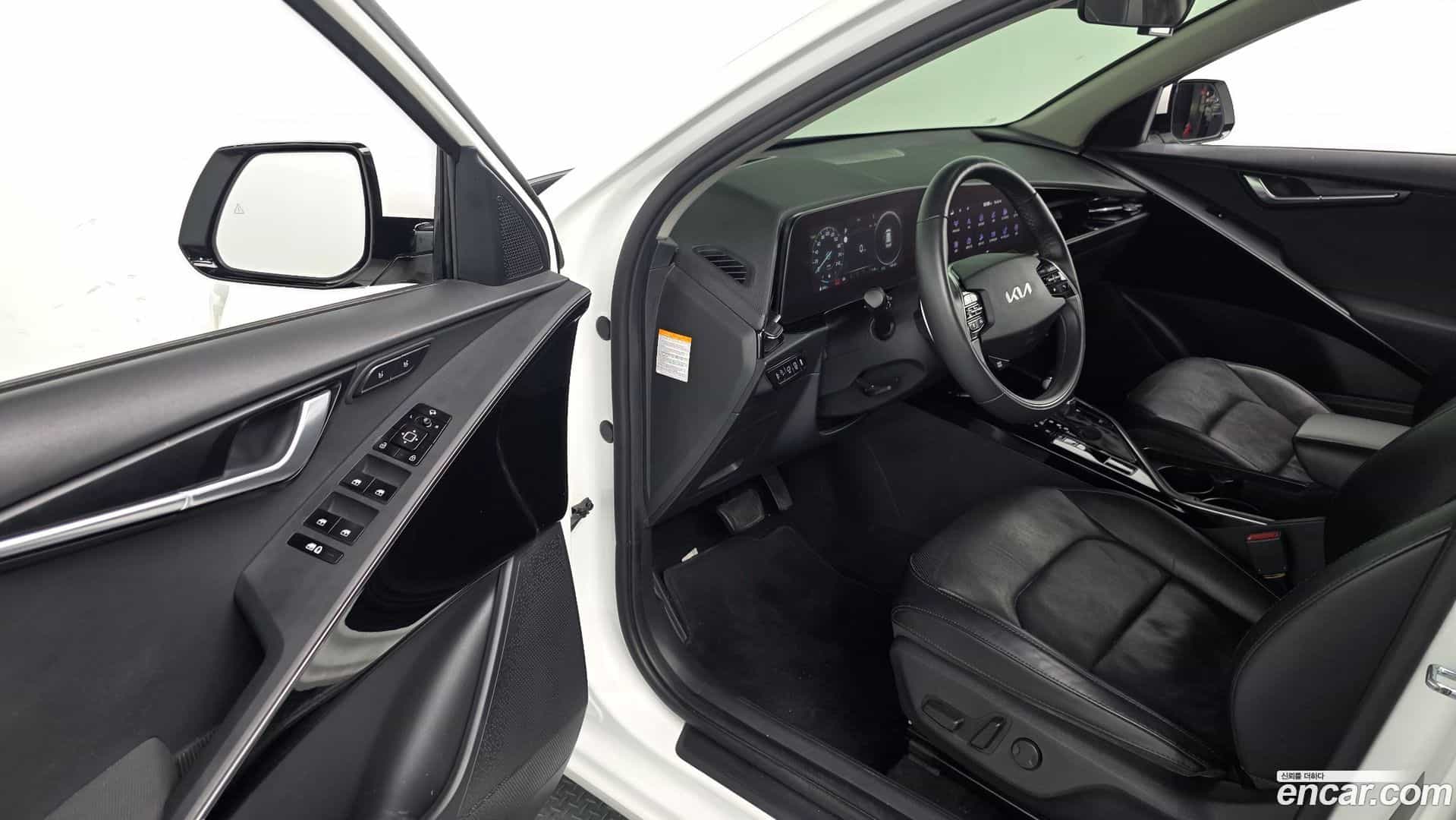 Niro Kia 2022.3-INNER-010