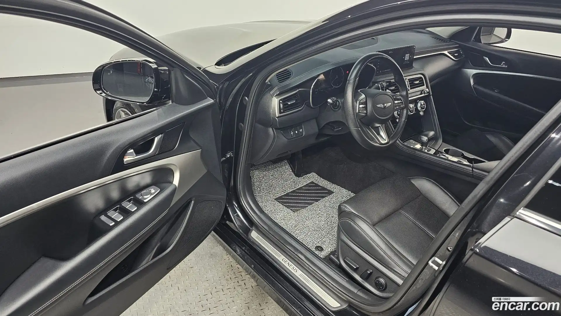G70 Genesis 2021.10-INNER-010