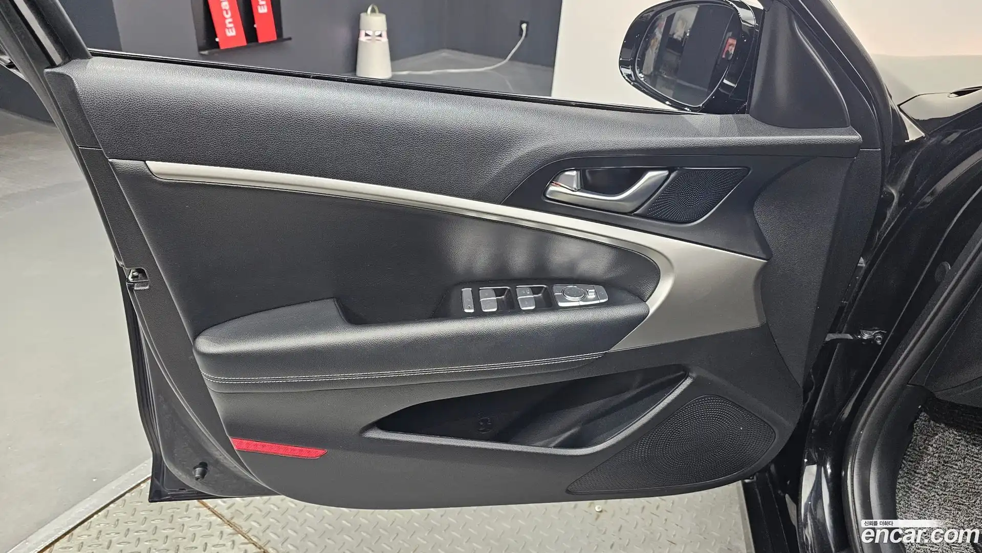 G70 Genesis 2021.10-INNER-034