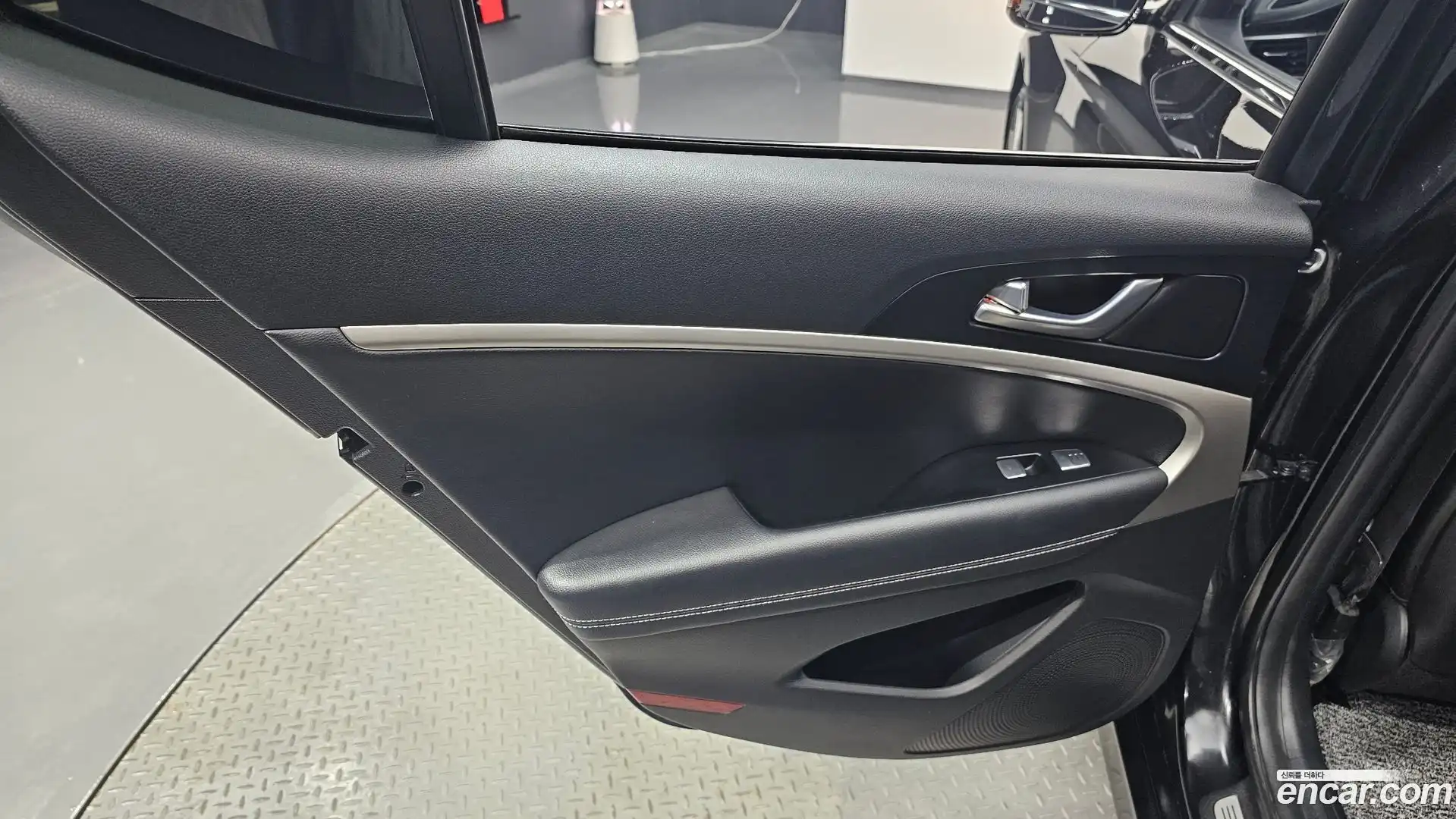 G70 Genesis 2021.10-INNER-035