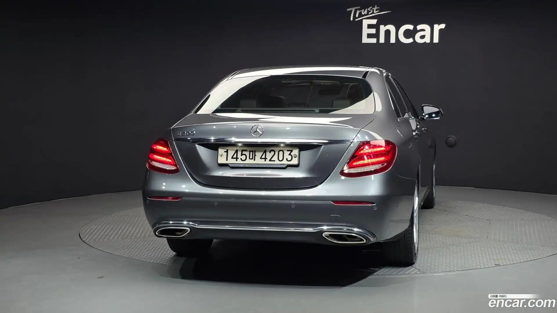 E-Class Mercedes-Benz 2018.7-OUTER-004
