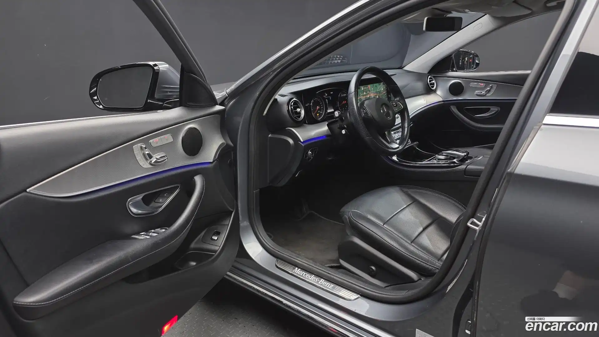 E-Class Mercedes-Benz 2018.7-INNER-010