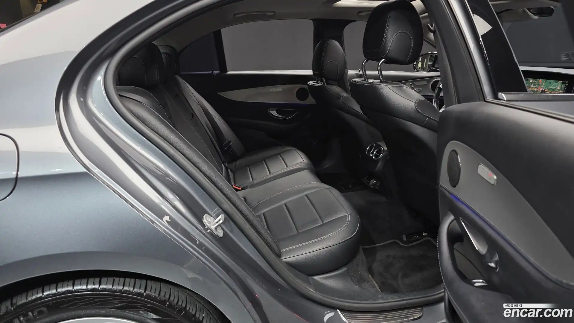 E-Class Mercedes-Benz 2018.7-OPTION-015