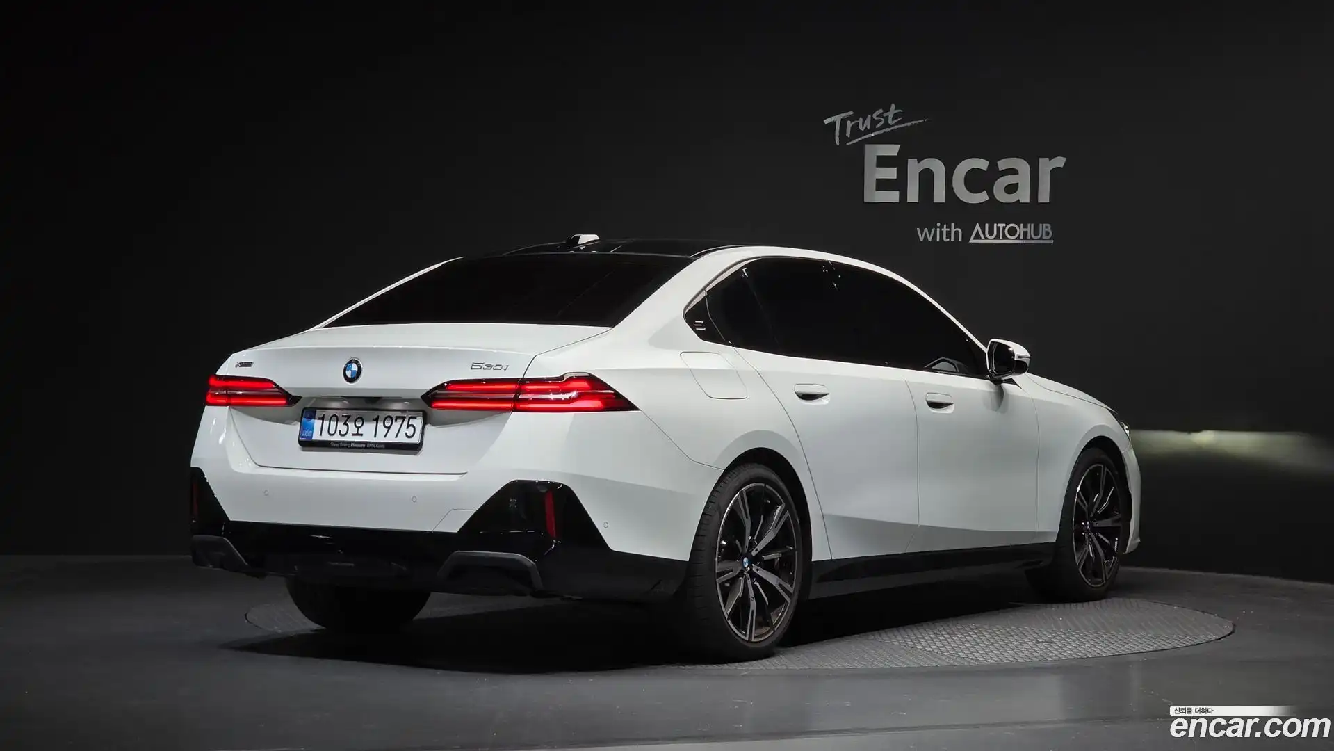 5-Series BMW 2025.11-OUTER-002